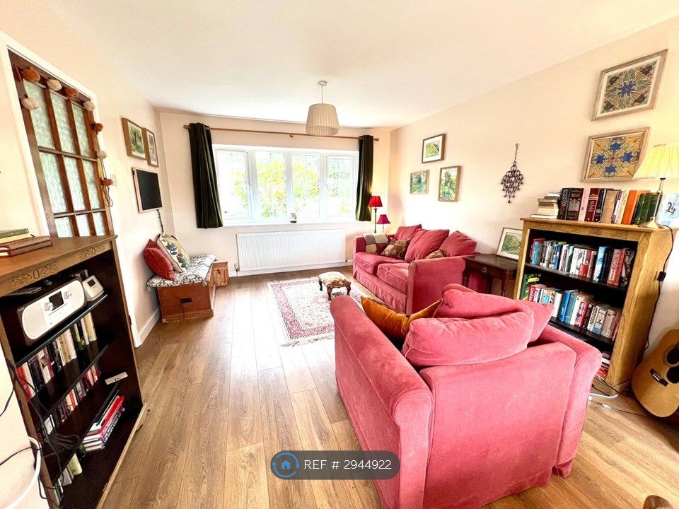 Property photo 3 of 22