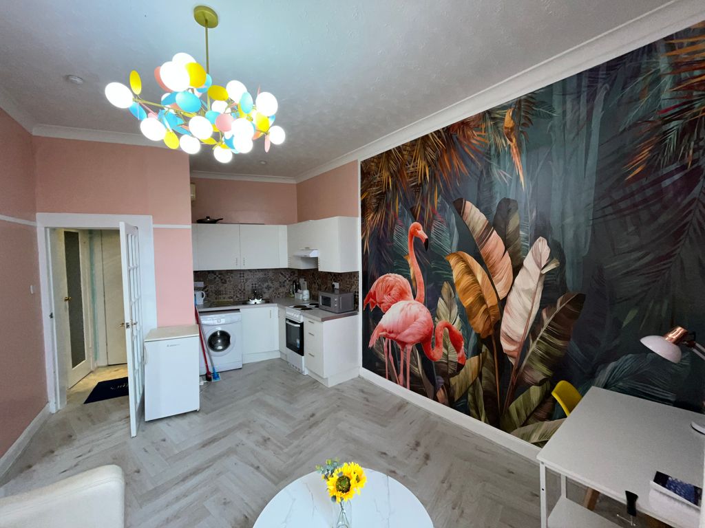 Property photo 1 of 4 Lr1