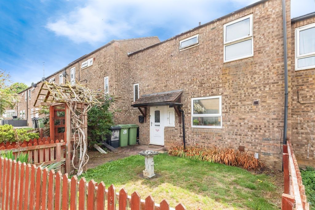 Property photo 1 of 8