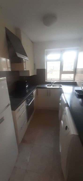 Property photo 3 of 5