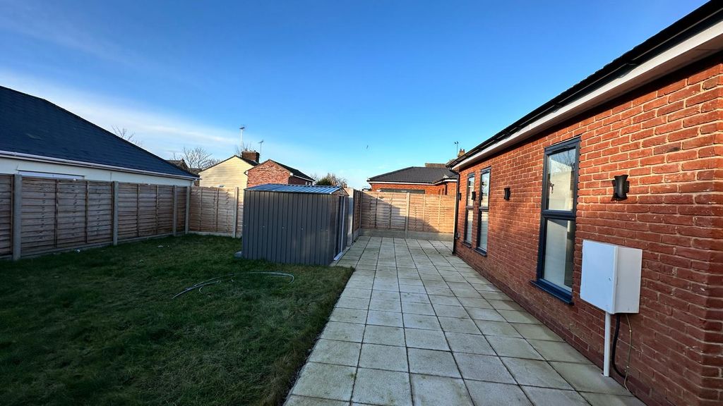 Property photo 3 of 20