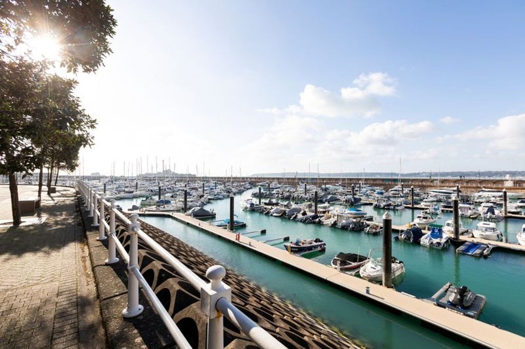 Additional image 9 of 1 bed flat for saleB519 Millais House, St Helier JE2