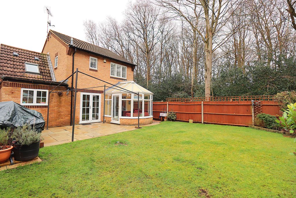 Property photo 2 of 22