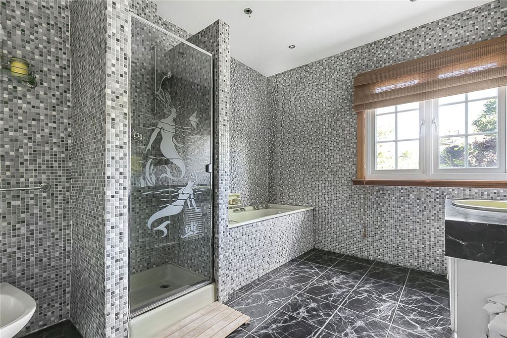 Additional image 18 of 5 bed detached house for saleWellington Road, Enfield EN1