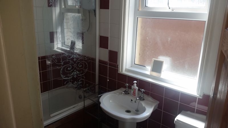 Property photo 3 of 12 Photo 7
