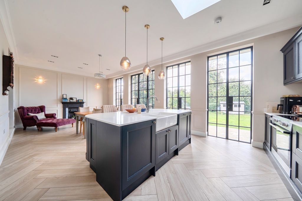 Property photo 3 of 20