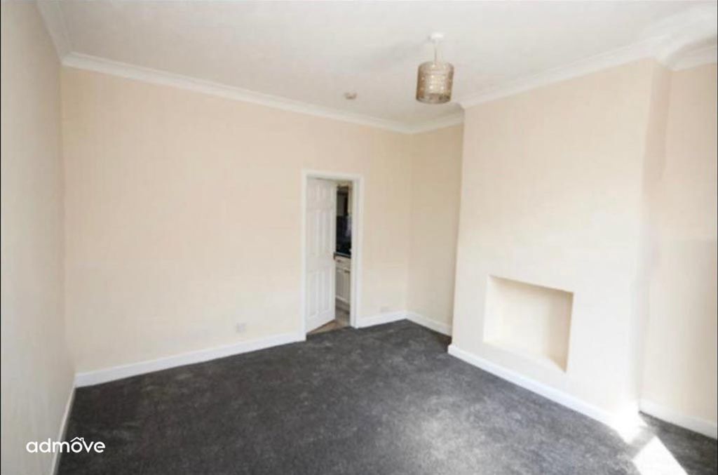 Property photo 3 of 6 Photo 4