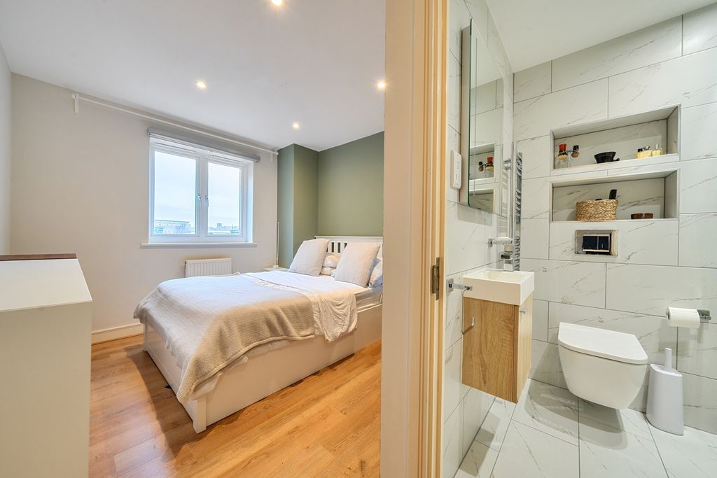 Property photo 1 of 24 Bedroom One