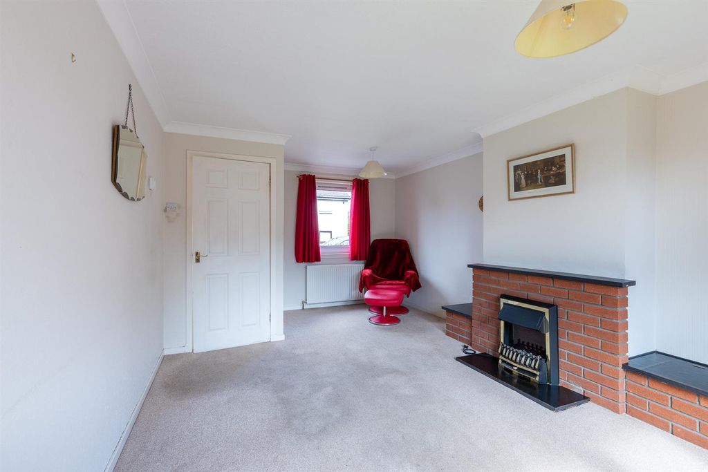 Property photo 3 of 20 19, Green Road Balbeggie-17.Jpg
