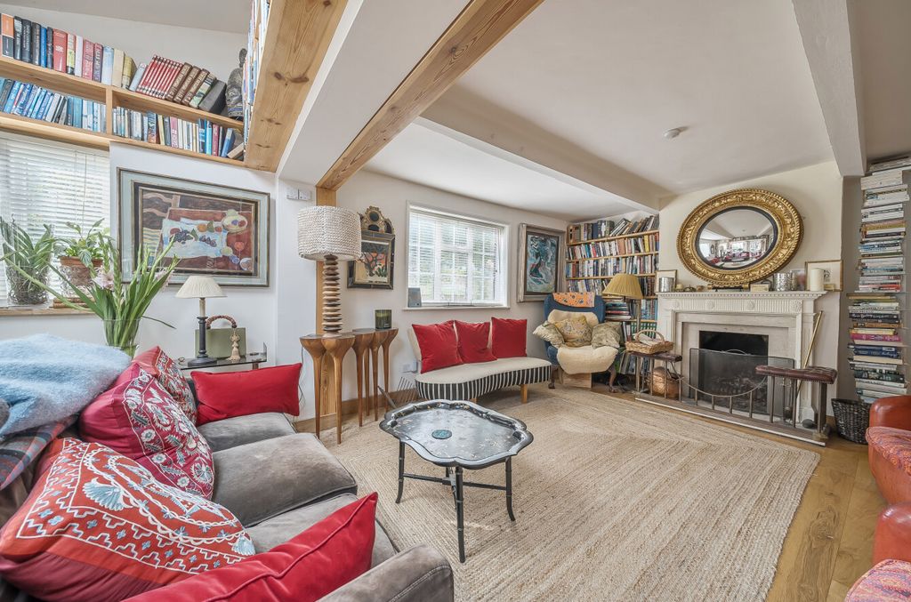 Property photo 2 of 21 1342692-21-68A74F...