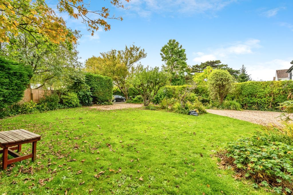 Property photo 2 of 17 Photography
