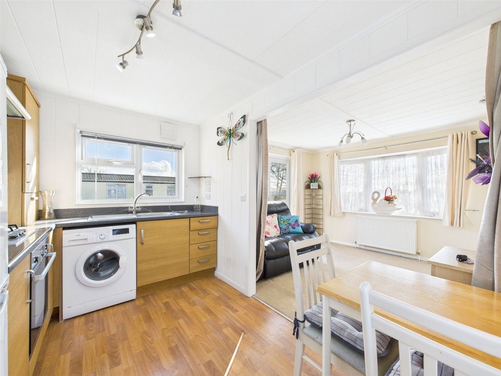 Property photo 3 of 11 Picture No. 05