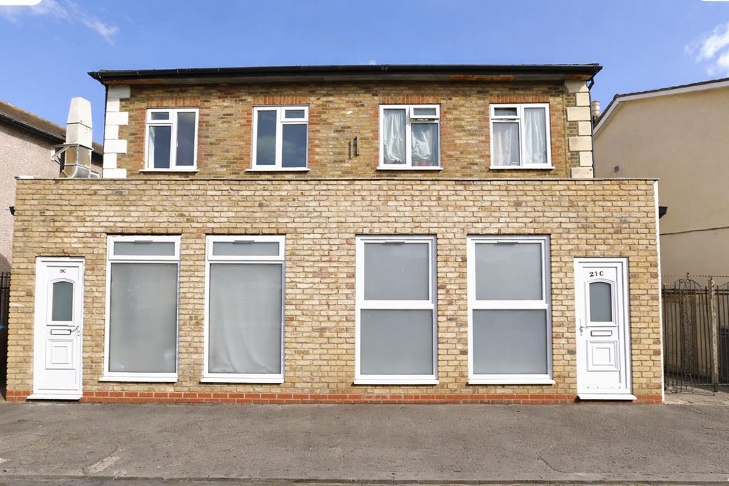 Property photo 1 of 6 Chatgpt Image Feb 18, 2026, 04_00_46 Pm.Png