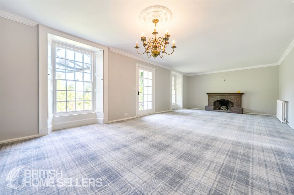 Property photo 2 of 23 Picture No. 02