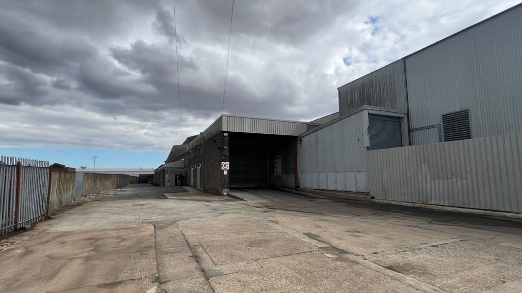 Property photo 1 of 7 Photo 14