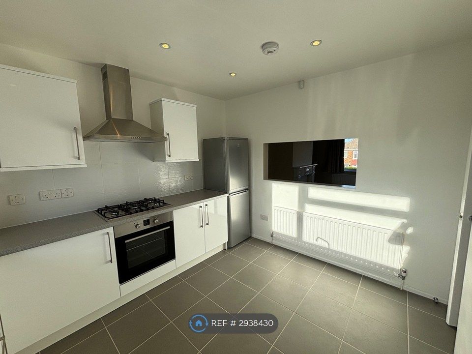 Property photo 1 of 20 Kitchen 1