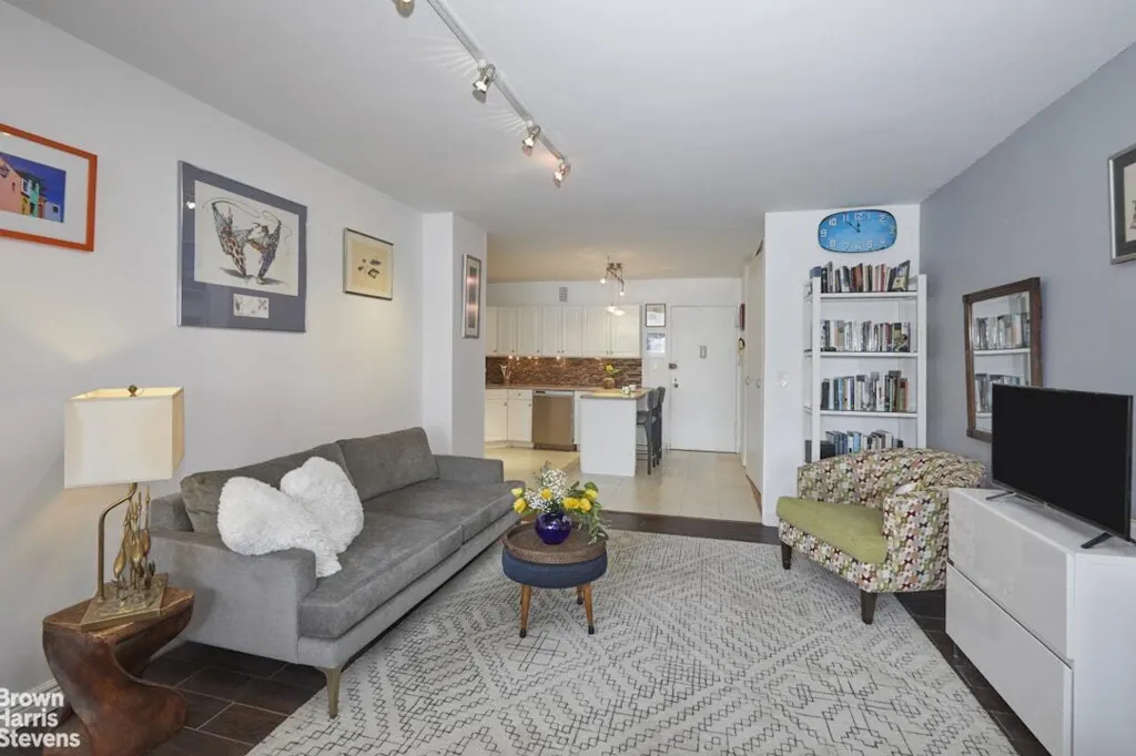 Property photo 3 of 16 <Alttext/>