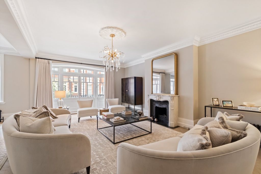 Property photo 1 of 25