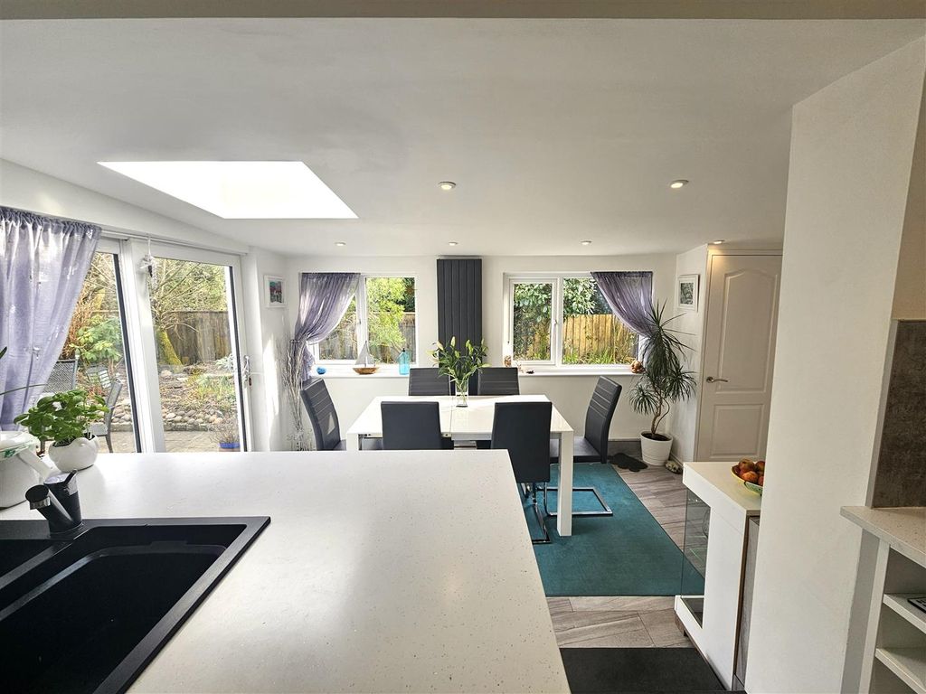 Property photo 3 of 34 Kitchen Dining.Jpg