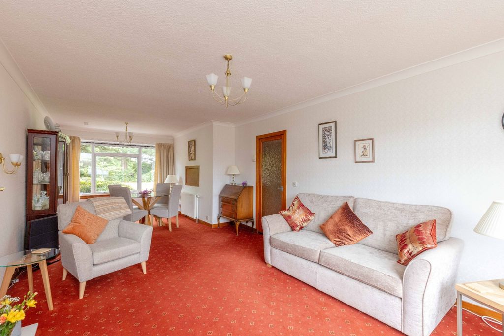 Property photo 3 of 24
