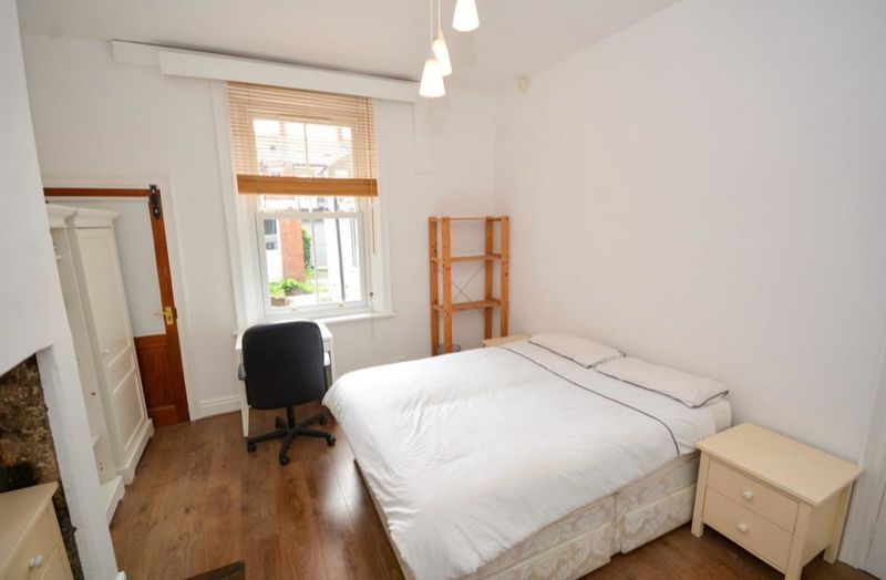 Property photo 3 of 10 Photo 2