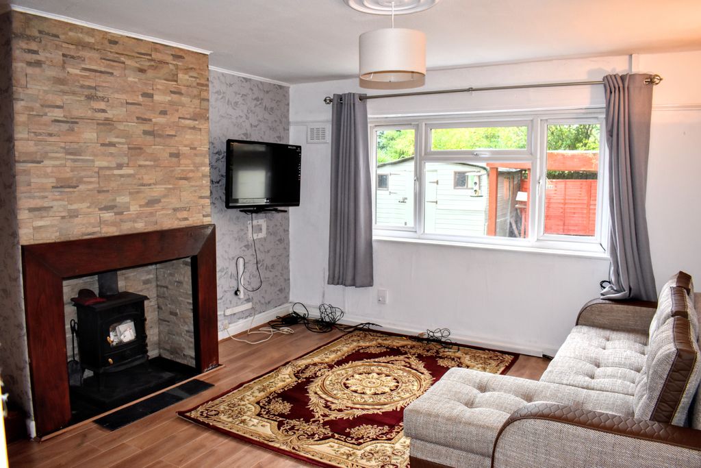 Property photo 2 of 13 Dsc_0140