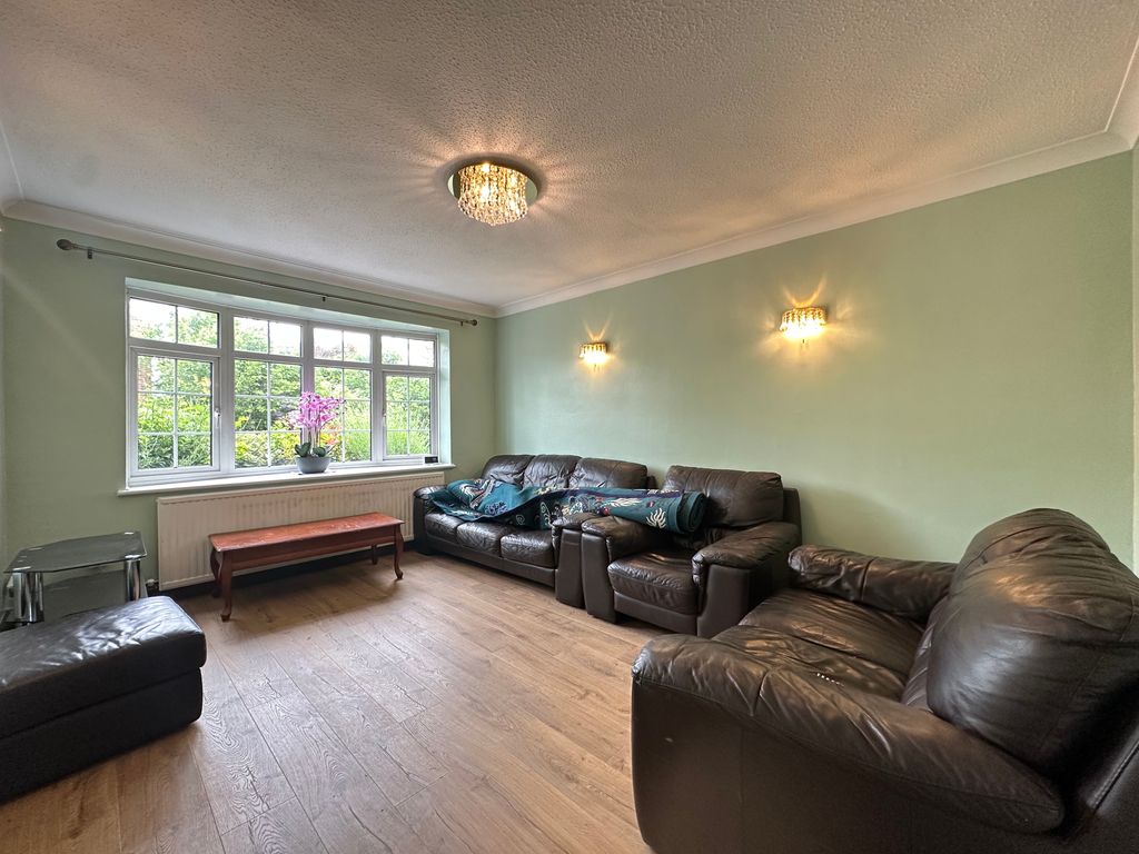 Property photo 2 of 18 Img_5417