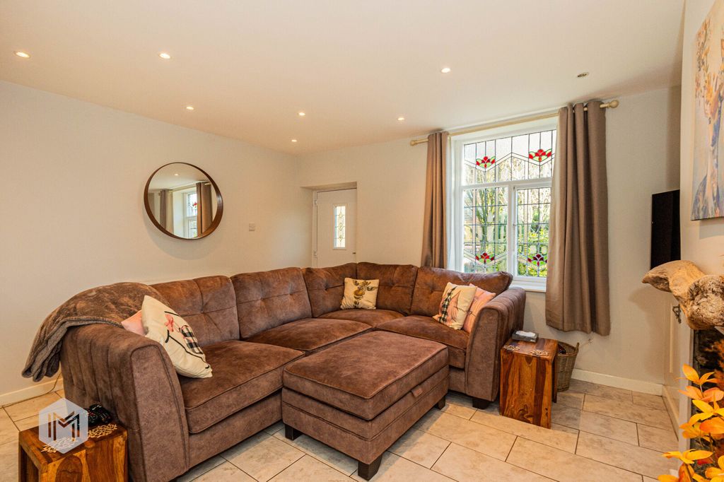 Property photo 2 of 17 Picture No. 08