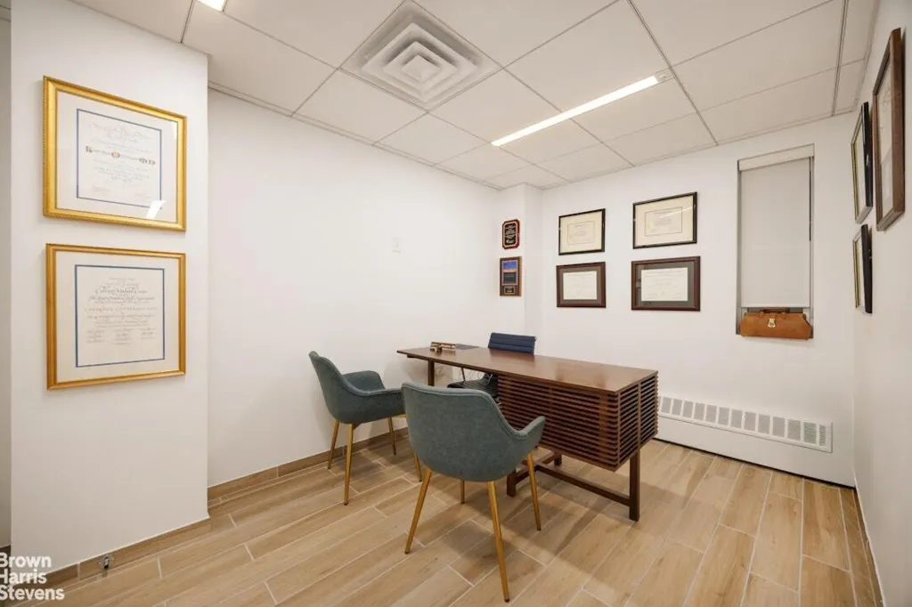 Property photo 3 of 10 <Alttext/>