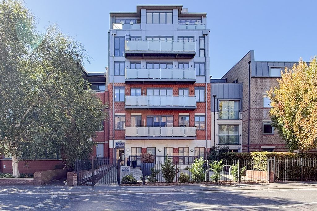 Property photo 1 of 18 5088520