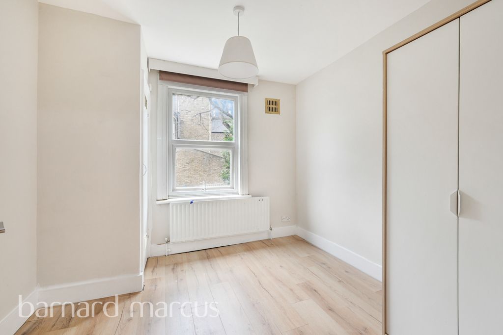 Property photo 1 of 3 Bedroom 2