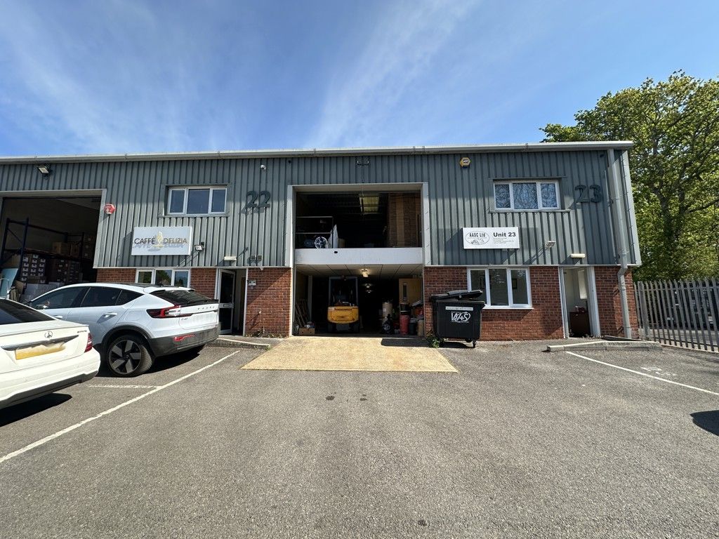 Property photo 2 of 10 Photo 1