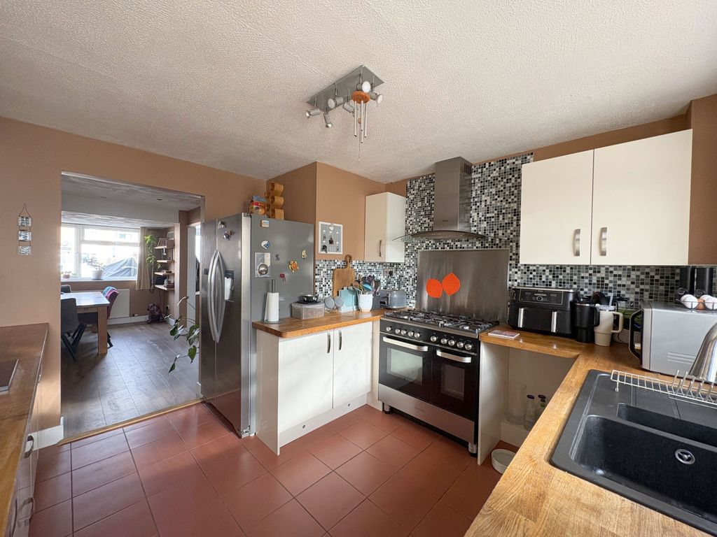 Property photo 2 of 23 Gallery