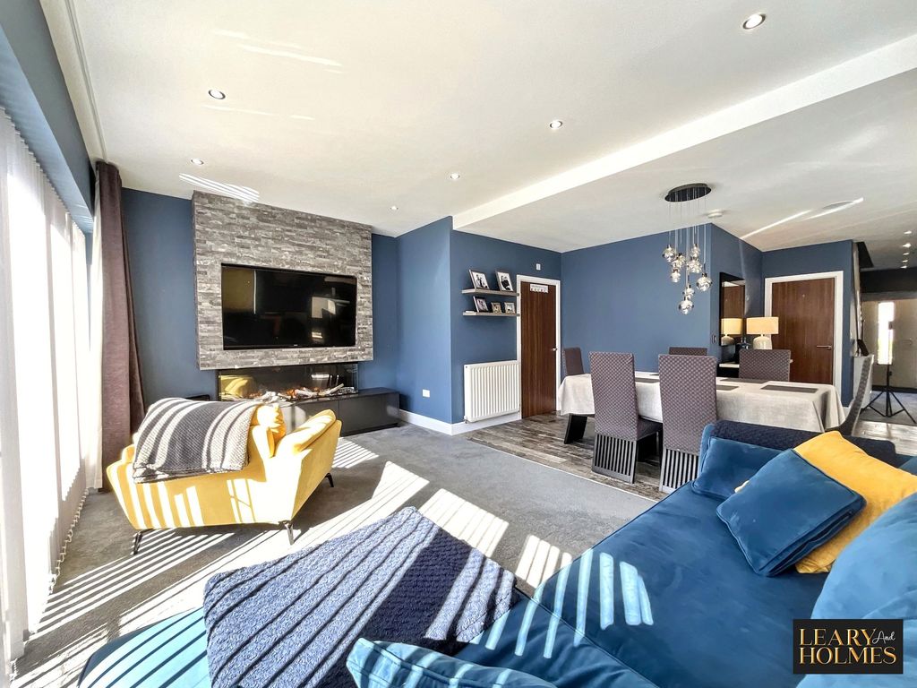 Property photo 3 of 41