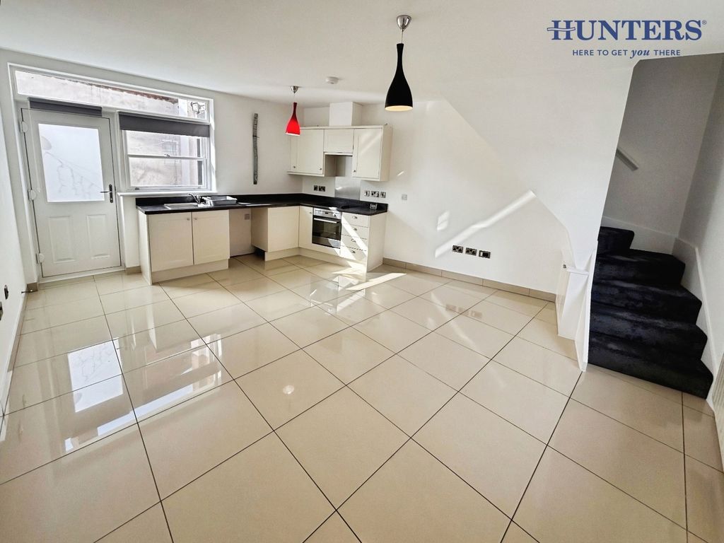 Property photo 3 of 7 Pbox-Img.Jpg