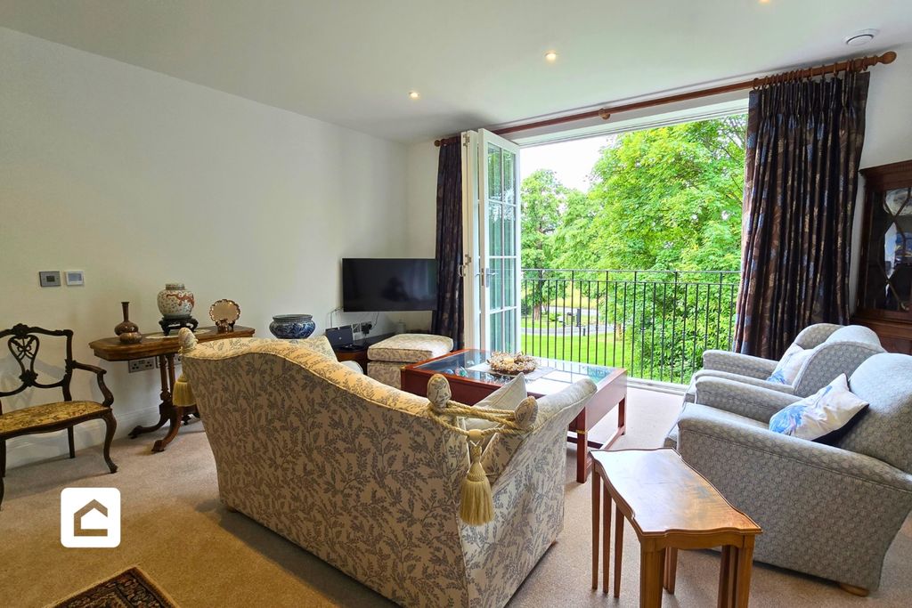 Property photo 2 of 29 6