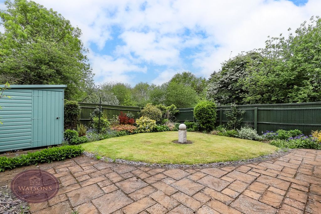 Property photo 2 of 26