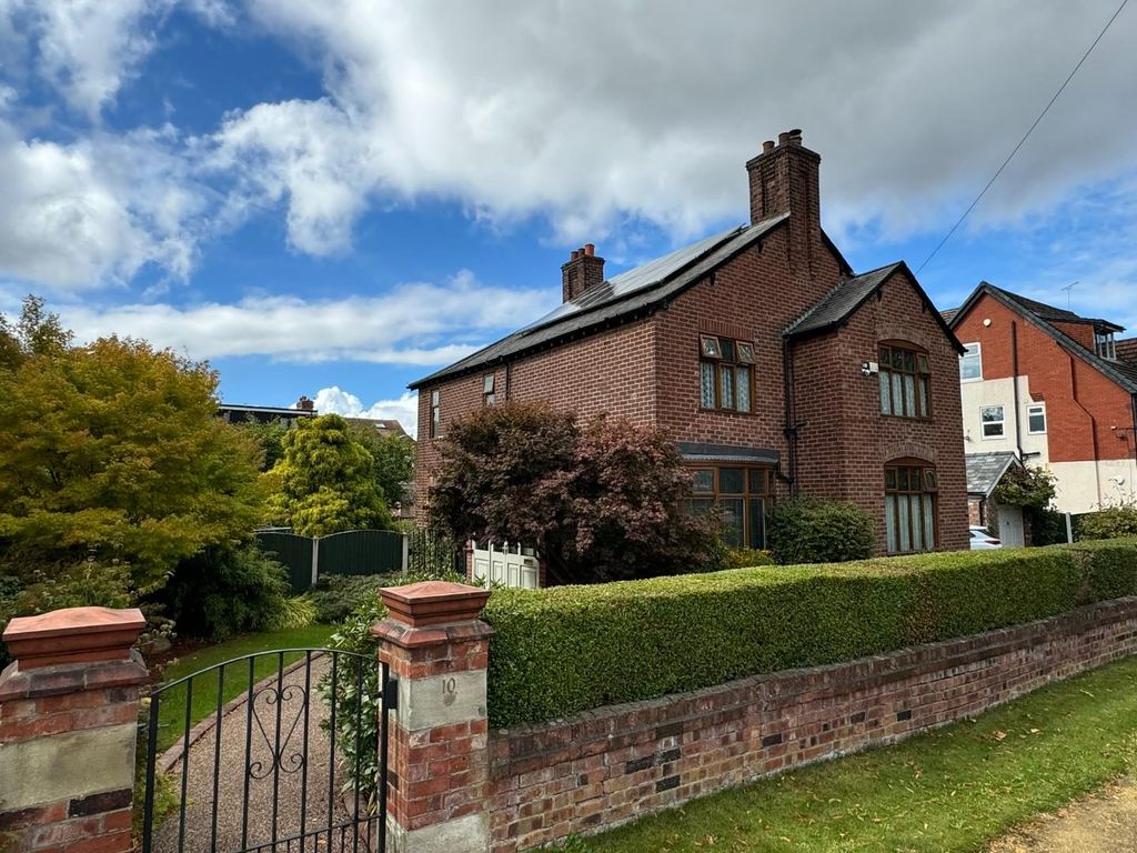 Property photo 1 of 44