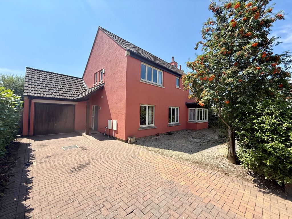 Property photo 1 of 21