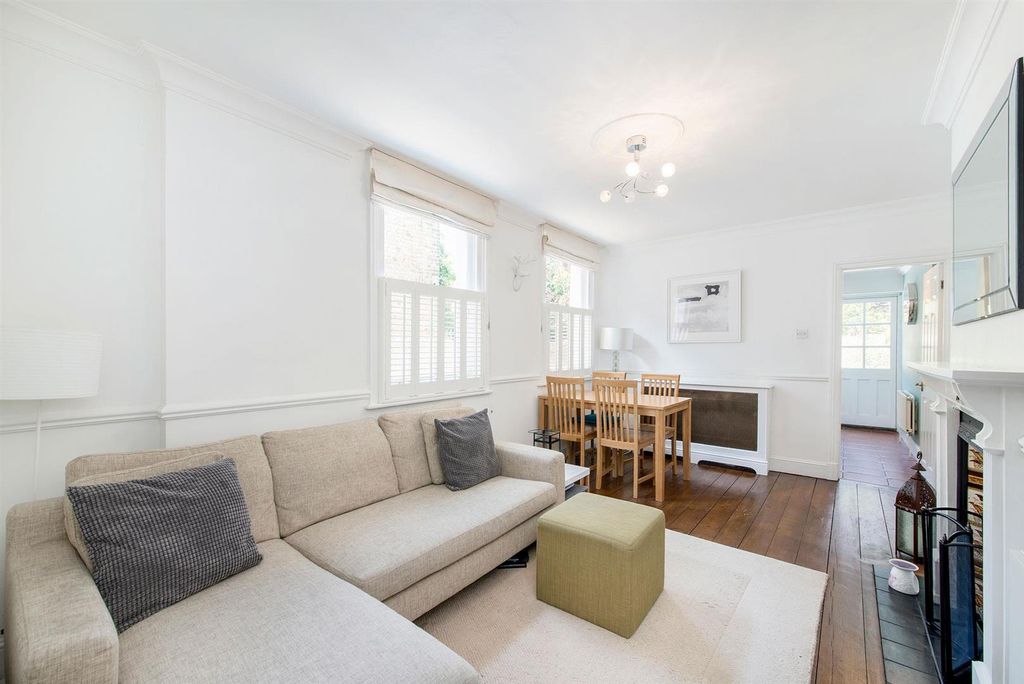 Property photo 1 of 9