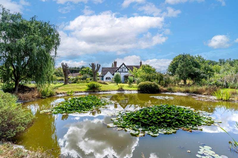 Property photo 1 of 18 3026380