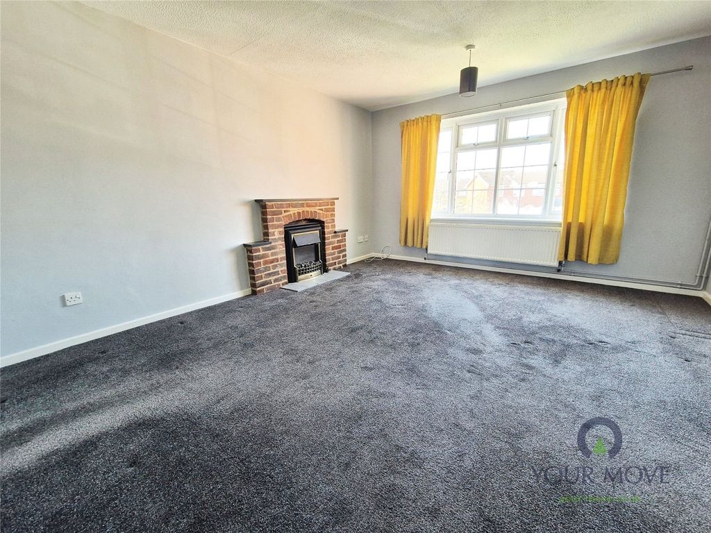 Property photo 2 of 9 Lounge