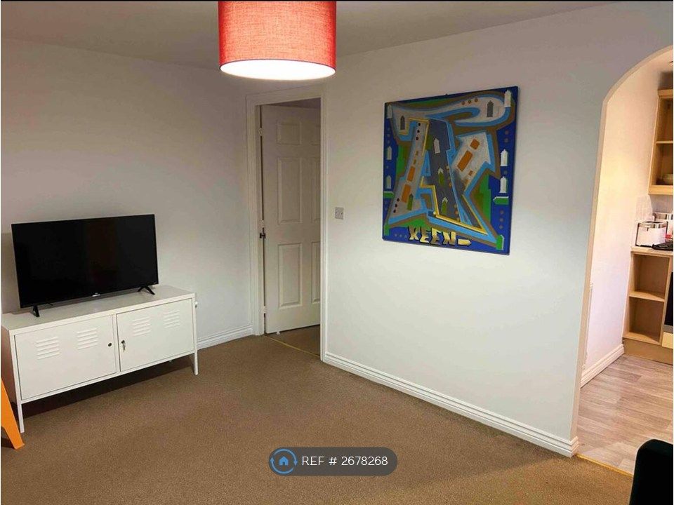 Property photo 2 of 12 Living Room