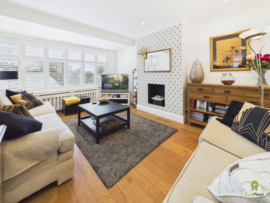 Property photo 2 of 19 Presented By Clinton At Ewemove Bexleyheath And Da