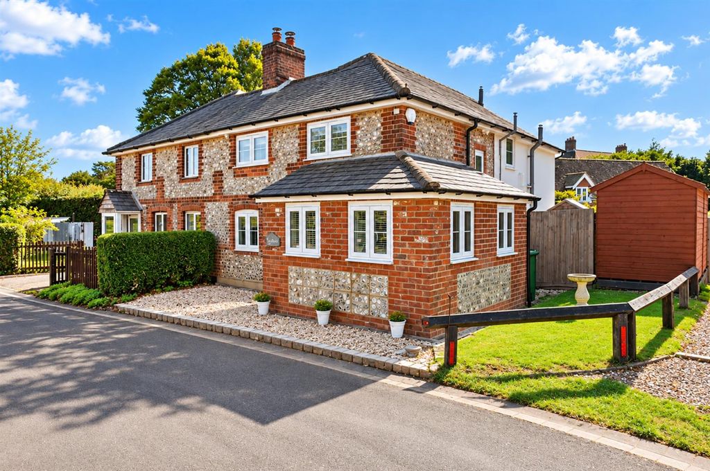 Property photo 1 of 31