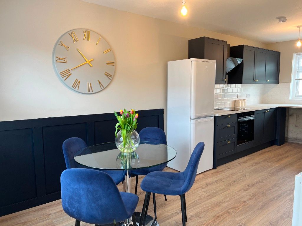 Property photo 1 of 19 Photo 5