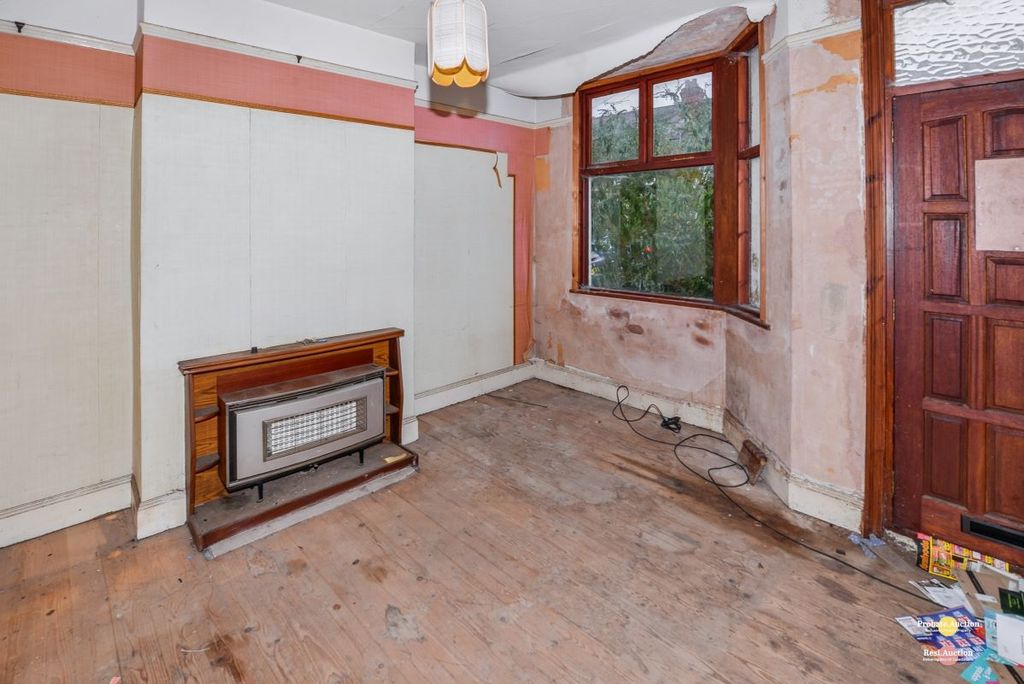 Property photo 3 of 22