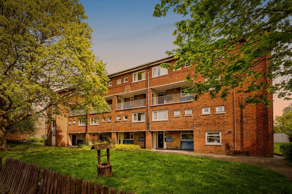 Property photo 1 of 23 1