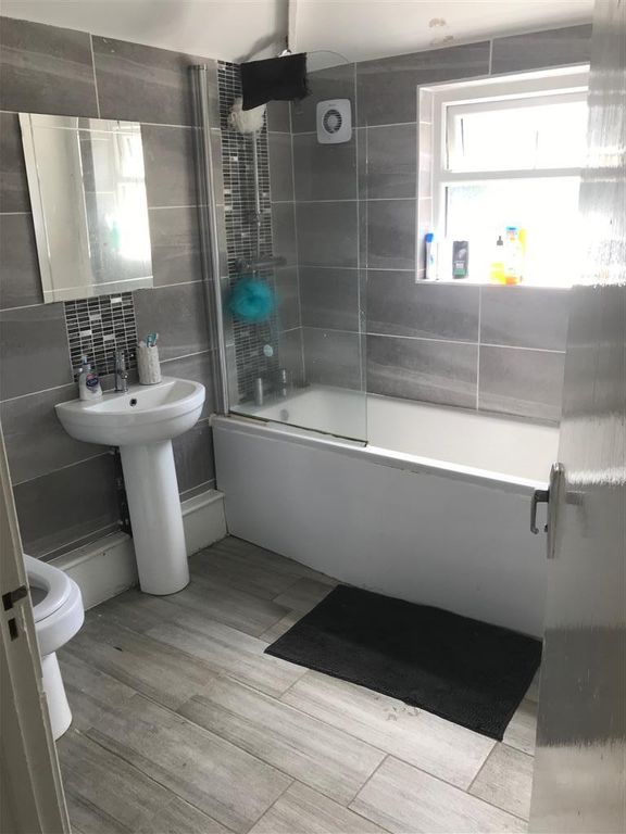 Property photo 3 of 3 Bathroom