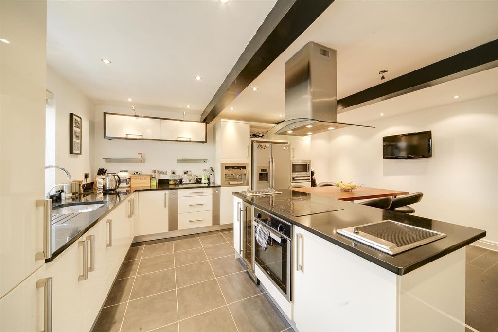 Property photo 1 of 14 Img_0177-Img_0179_New.Jpg